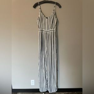 American Eagle jumpsuit size small